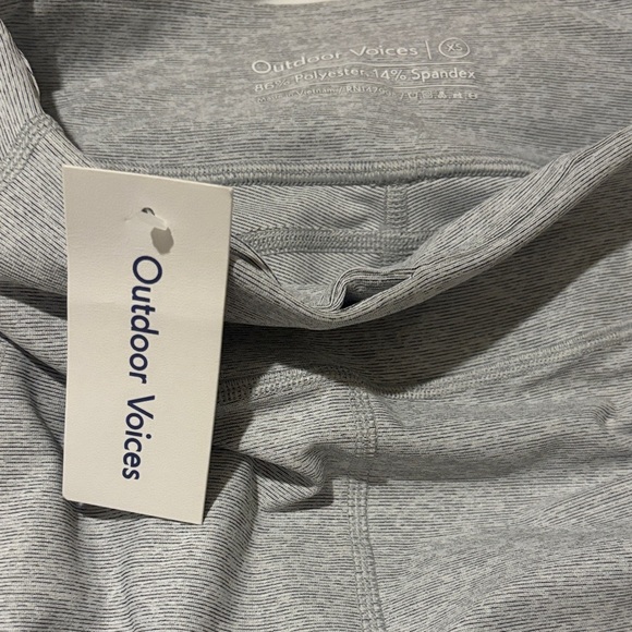 Outdoor Voices Light Gray Leggings XS NWT - Picture 1 of 5